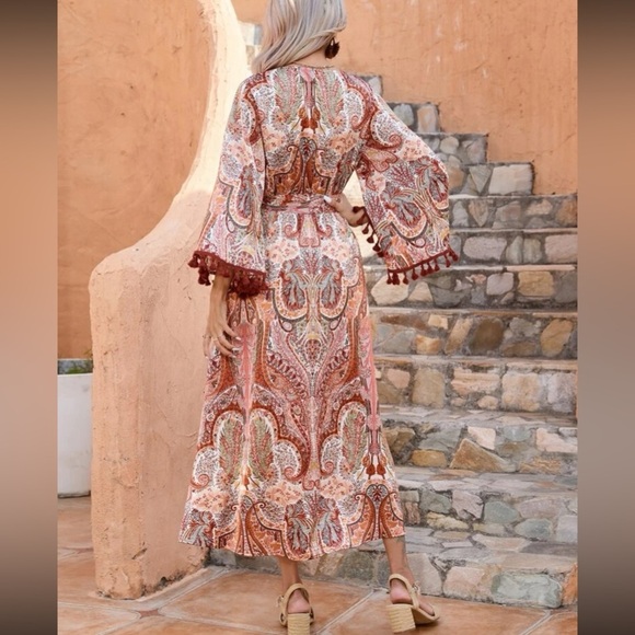 Boho paisley print tassel trim maxi dress - Picture 2 of 6